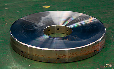 Median friction plate