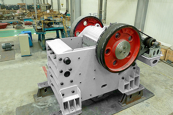 Some Common Knowledge about Jaw Crusher for Road Construction