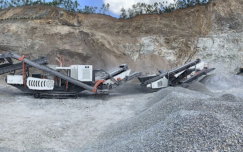 Shanxi 150TPH Granite Crawler Type Mobile Crushing Production Line