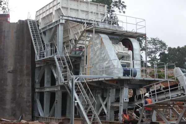 STEEL STRUCTURE(HOPPER+FEEDER +JAW CRUSHER)