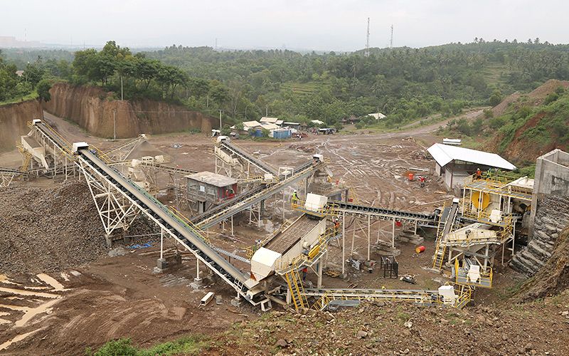 Malaysia 350TPH River Stone Sand Making Production Line