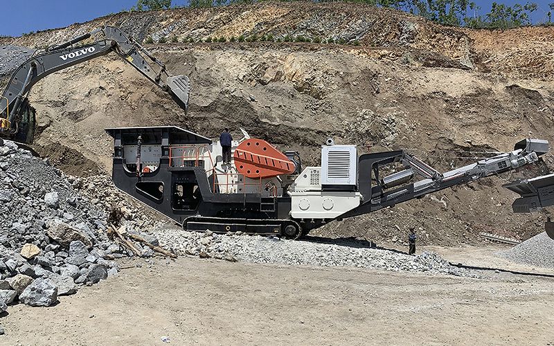 Shanxi 150TPH Granite Crawler Type Mobile Crushing Production Line