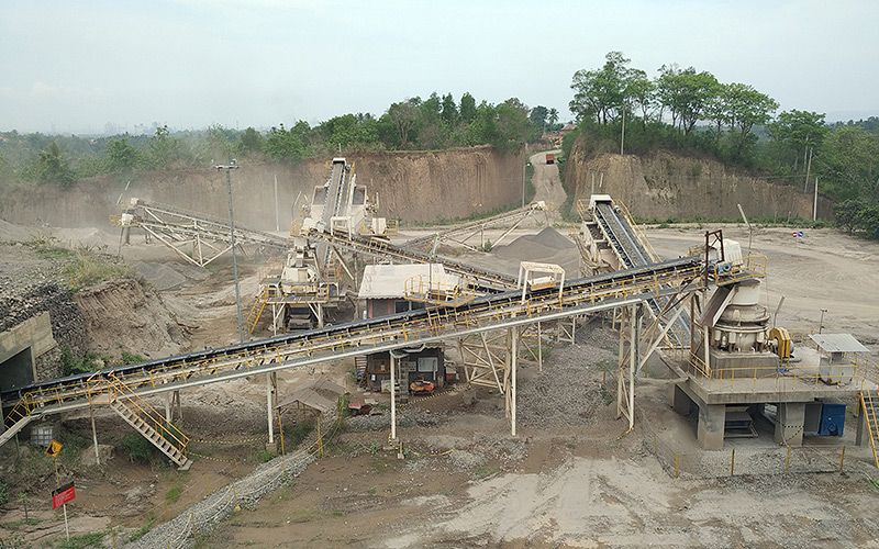 Malaysia 350TPH River Stone Sand Making Production Line